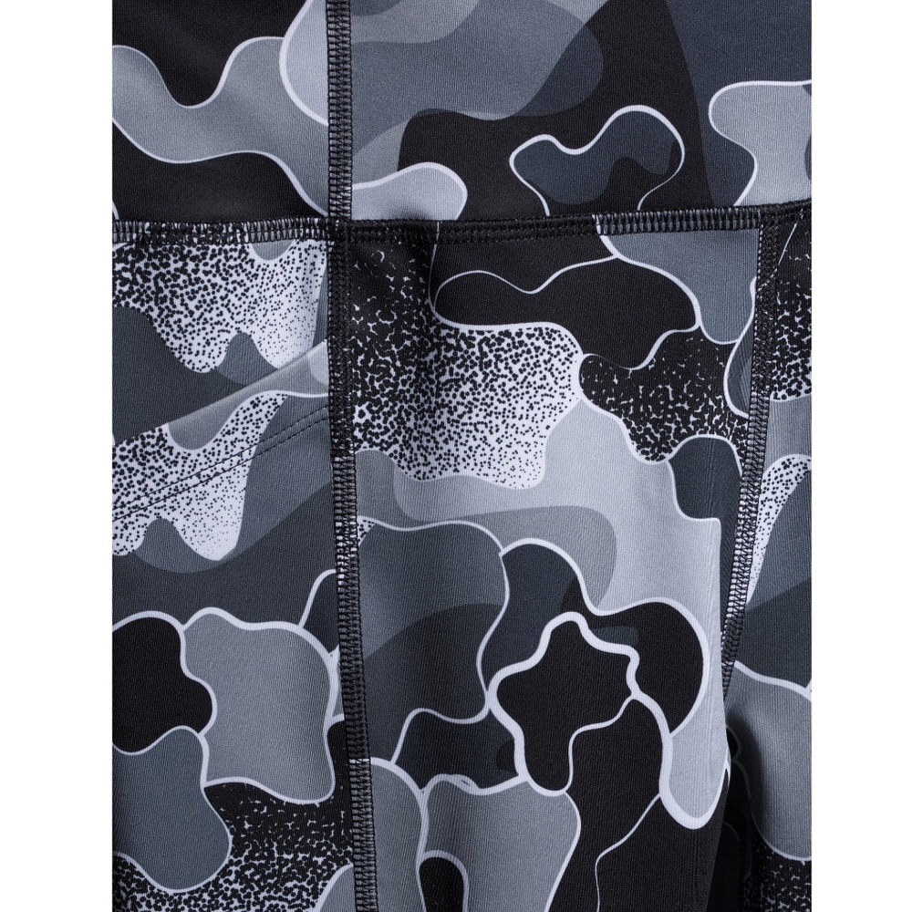 Avia Printed Capri W/pocket in Multi Size Large - Picture 6 of 16